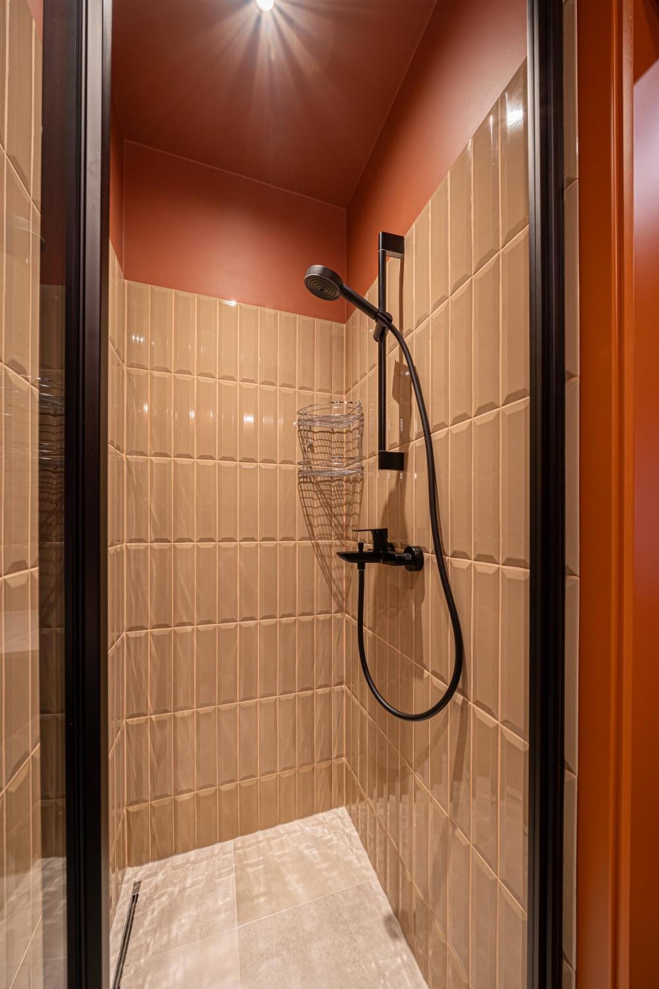 Stylish Old Town Apartment On Mucenieku Street Рига Екстериор снимка